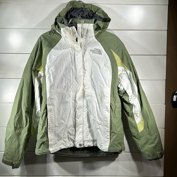 The North Face Jackets & Blazers - North Face Women’s 2 piece jacket Medium removable fleece jacket inside